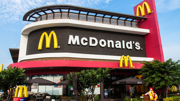 McDonald’s может заработать в России под другим брендом